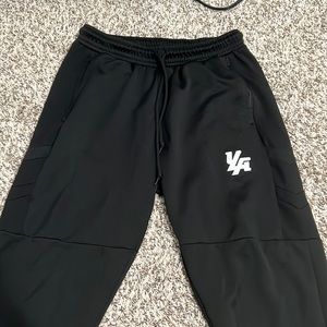 Men’s youngla joggers - size medium